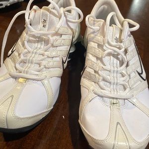 Shox Nikes womens white vintage 2007